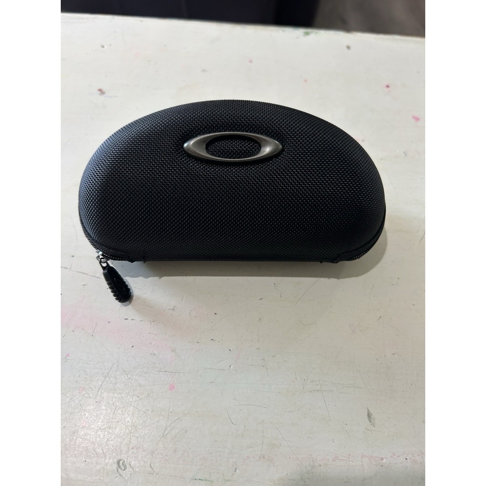 Genuine Oakley Black Zip Protective Hard Case Logo Case Only Sunglasses Case